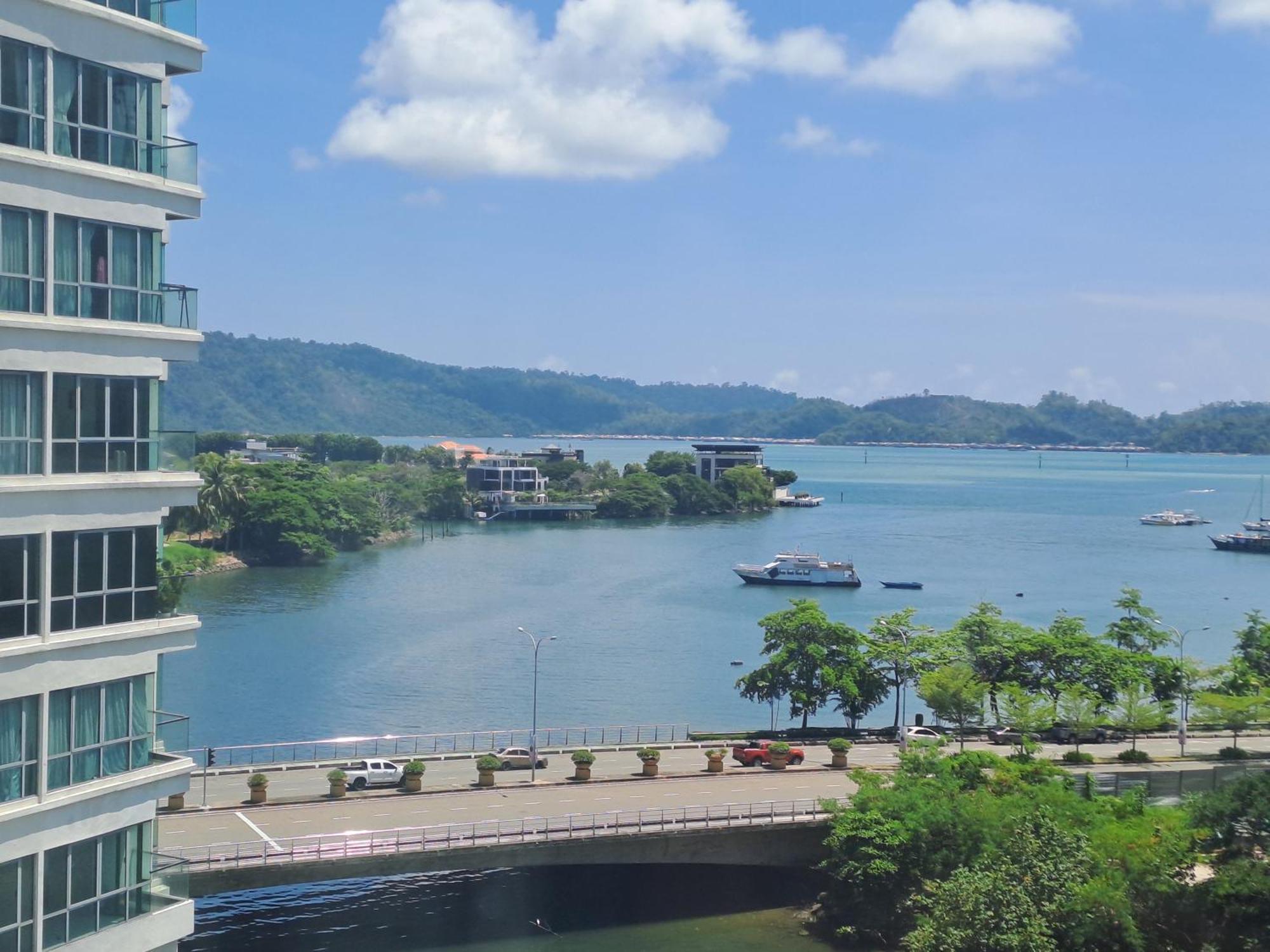 Seaview Sunrise Imago Loft D 3 Bedrooms Above Imago Shopping Mall Kota Kinabalu